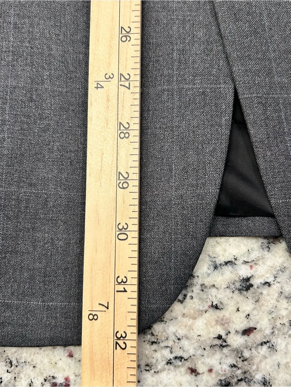 Jos. A. Bank Traveler Men's Gray Windowpane 2PC Suit 100% Wool 42S Formal Office